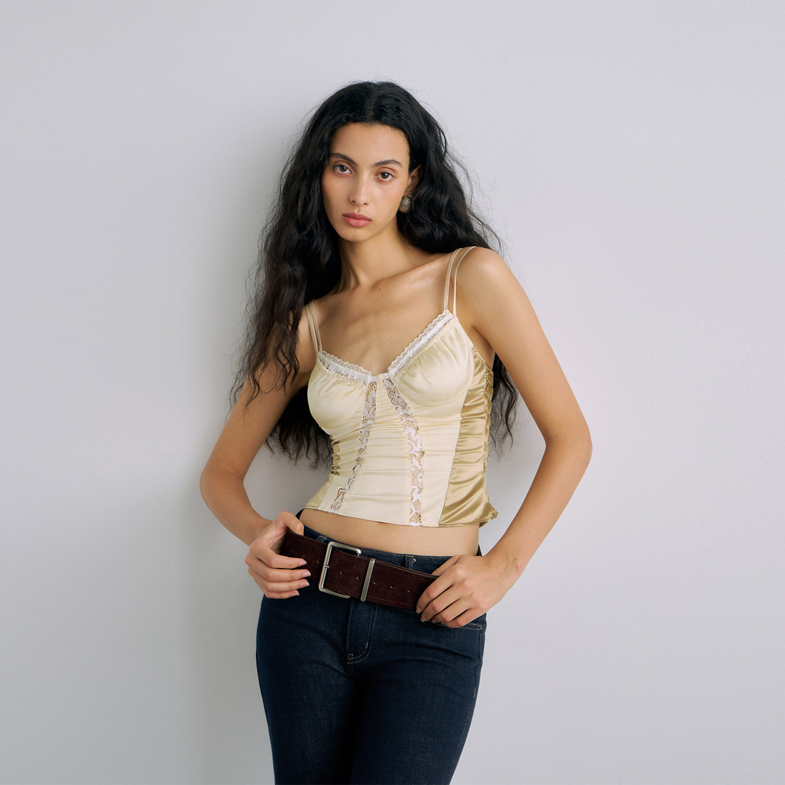 PynkiSwear香槟色/浅粉色缎面V领吊带女蕾丝拼接修身镂空背心上衣,淘宝优惠券,粉丝福利购,淘宝优惠卷