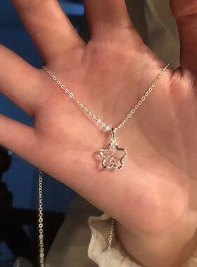 灵动星星项链女学生小众镂空双星锁骨链送闺蜜礼物