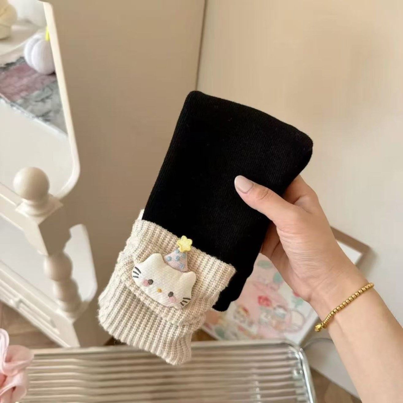 女童冬季幼儿园宝宝可爱加绒打底裤2025新款卡通kt猫堆堆保暖长裤,淘宝优惠券,粉丝福利购,淘宝优惠卷