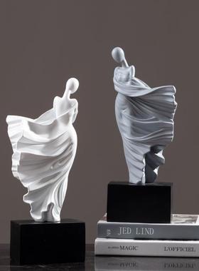 北欧简约抽象人物雕塑摆件轻奢现代创意艺术家居装饰品样板房摆设