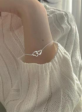 New Silver Color Double Interlocking Small Hearts Bracelet B
