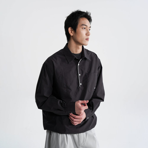 AWT 26SS 〔细格色织〕翻领嵌条半开领宽松衬衫 - 图1
