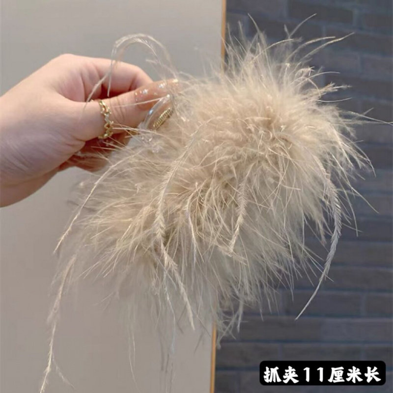 朵儿朵~鲨鱼夹ins风羽毛抓夹感鸵鸟毛发夹后脑勺毛毛发抓超仙头饰,淘宝优惠券,粉丝福利购,淘宝优惠卷