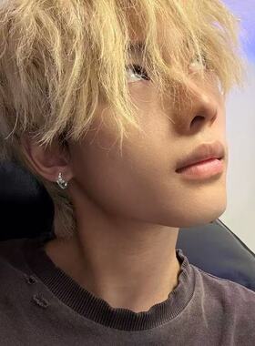 王嘉尔同款钉子耳钉男士时尚潮流