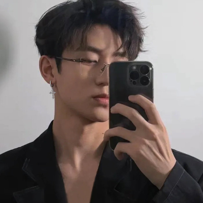 满钻十字架耳夹无耳洞男女耳钉嘻哈耳环轻奢高级感小众情侣耳饰,淘宝优惠券,粉丝福利购,淘宝优惠卷