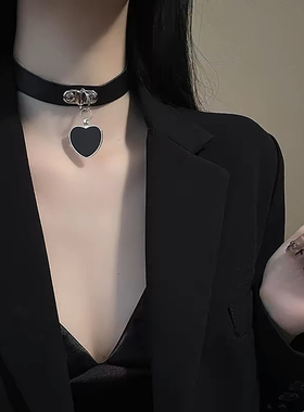 项圈女脖圈皮质铃铛脖环暗黑系爱