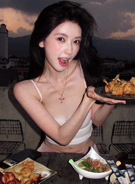 方圆同款！多巴胺彩色十字架项链女小众设计锁骨链度假风颈链配饰