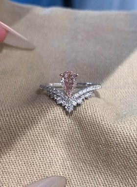 爆闪设计感皇冠pink粉水滴银色戒指女高级感指环