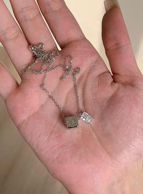 银色鸢尾花骰子吊坠项链女高级感