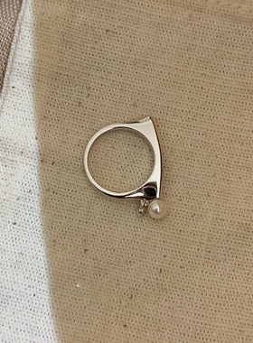 灵动平衡木仿珍珠尾戒女款ins风