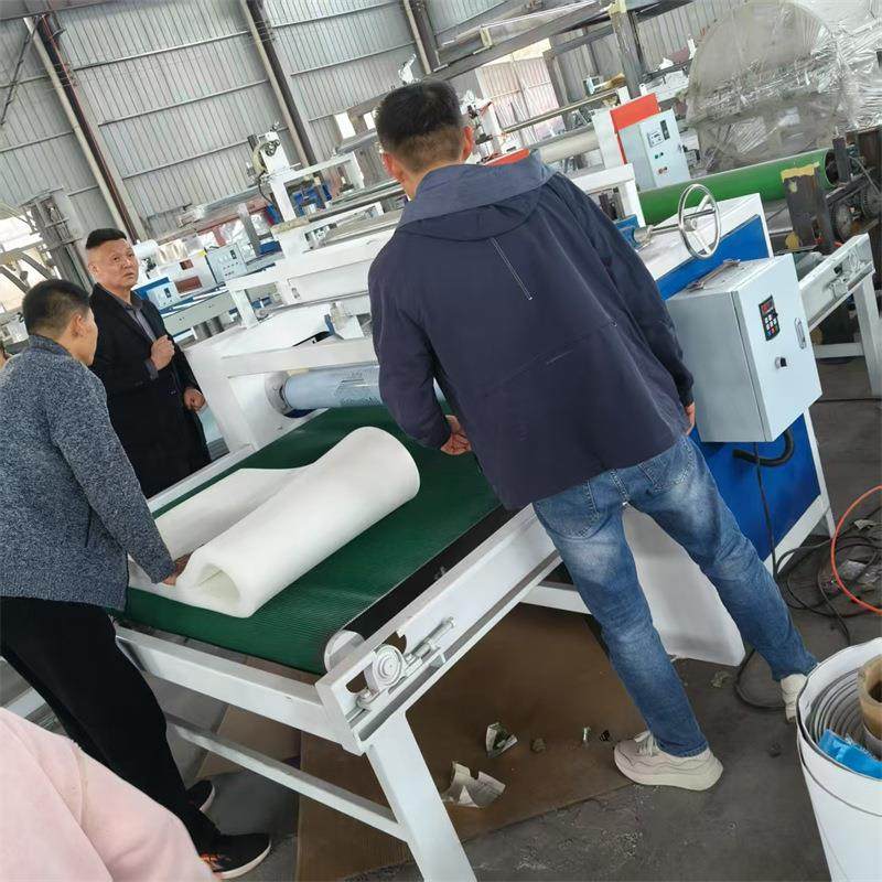 软榻海绵涂胶机防滑皮带输送 硅胶枕头床垫滚胶机 百洁布过胶机器,淘宝优惠券,粉丝福利购,淘宝优惠卷