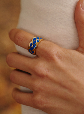 苏美圣蛇戒指大英博物馆联名