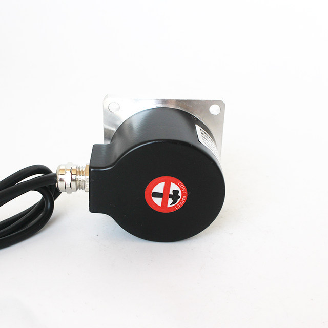 The new SNK-SP2500-2MWT rotary encoder for cross-cutting machines SNK-SP1000-2MWT has a one-year warranty.