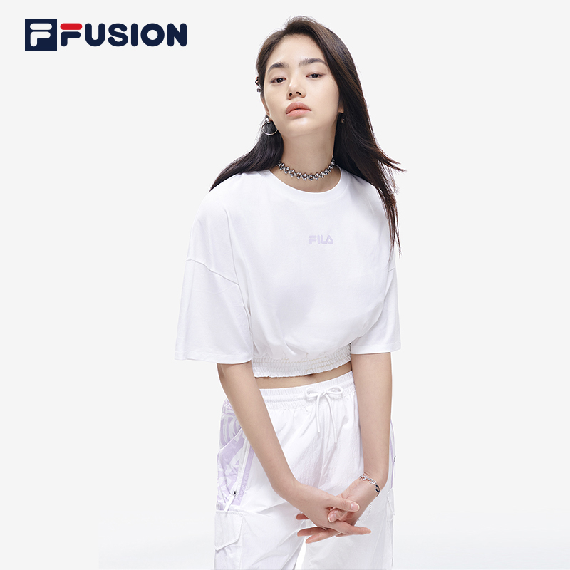 FILA FUSION斐乐潮牌2022春露脐短T女香芋紫宽松运动短袖T女 - 图3