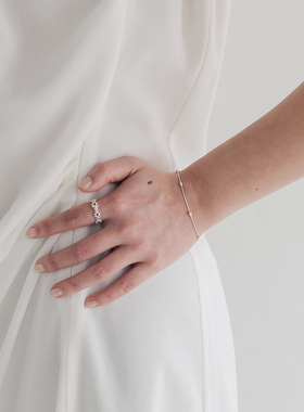 YAXN极简风吊链手链女轻奢小众精致女百搭手串气质百搭手饰新款