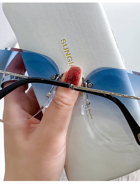 2024年新款无框太阳眼镜女防紫外线高级感墨镜潮女圆脸大脸显瘦夏
