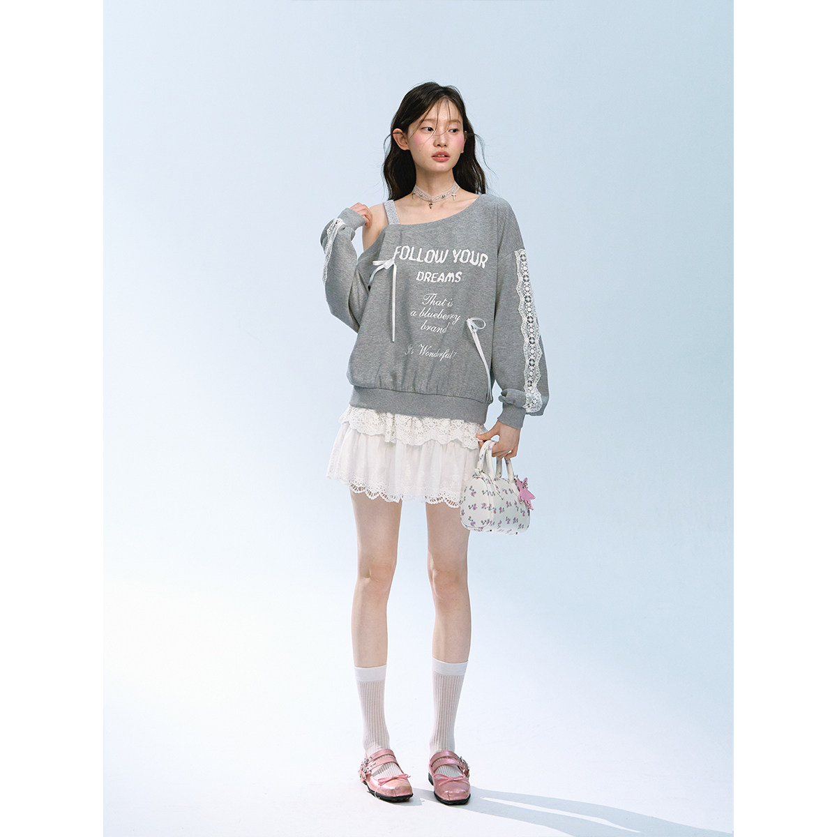 艾米同款ablueberry 露肩上衣女蕾丝拼接韩系甜酷休闲宽松卫衣秋,淘宝优惠券,粉丝福利购,淘宝优惠卷