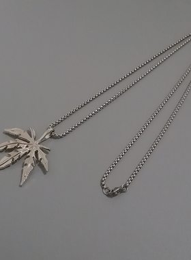 一页出品！项链男士个性嘻哈朋克潮人枫叶树叶吊坠简毛衣链女个性