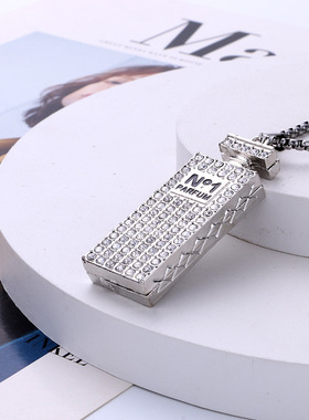 一页出品！韩版时尚个性钛钢小香风复古香水瓶嘻哈毛衣链百搭项链