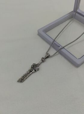 一页出品！宝剑项链男潮牌嘻哈吊坠个性古风剑配饰送男友生日礼物