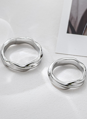 一页出品！韩版莫比乌斯戒指女小众食指戒简约设计感素圈戒指环男