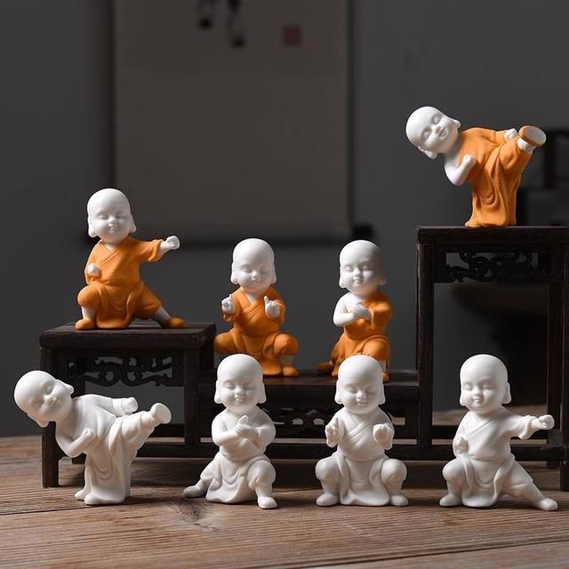 White porcelain colored sand ceramic kung fu little monk boutique can raise high-end tea pet ornaments tea ceremony desktop decoration tea play