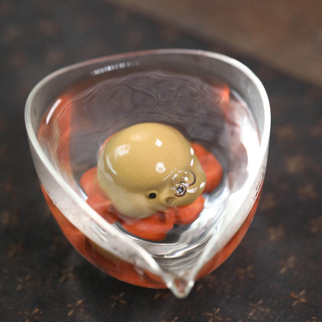 Handmade purple clay tea pet, small octopus, tea ceremony, teapot lid, tea set, tea toy, incense stick, exquisite ornaments that can be kept