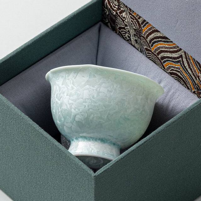 Crystal glaze ice flower kiln with flower mouth master cup single cup high-end personal kung fu tea cup ceramic tea cup