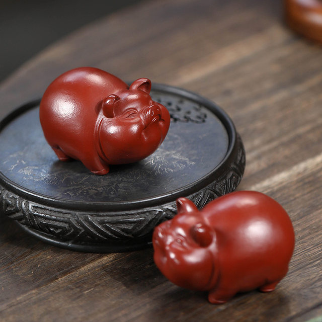Handmade purple sand Dahongpao tea pet lucky pig zodiac lucky small ornaments tea set tea tray desktop decoration boutique can be raised
