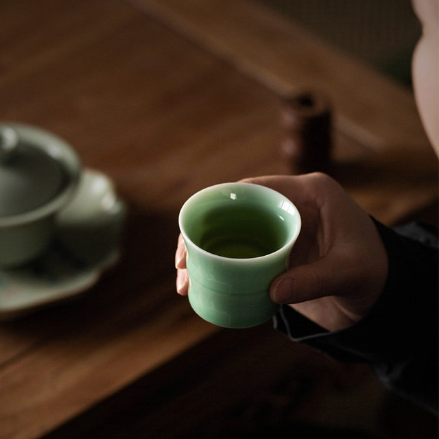 Handmade celadon bamboo master cup, high-end personal Kung Fu tea cup for men and women, single cup, fragrant tea set