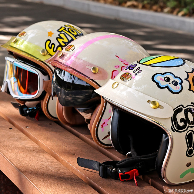 Universal retro short brim three quarter helmet