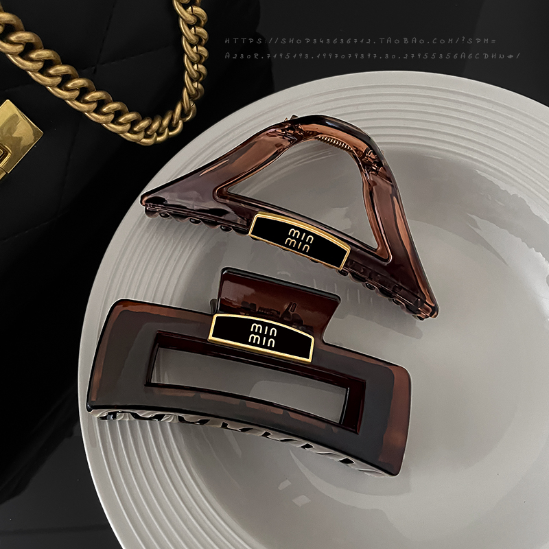 高级感字母发夹女2024新款大号韩气质百搭抓夹后脑勺盘发鲨鱼夹 - 图2