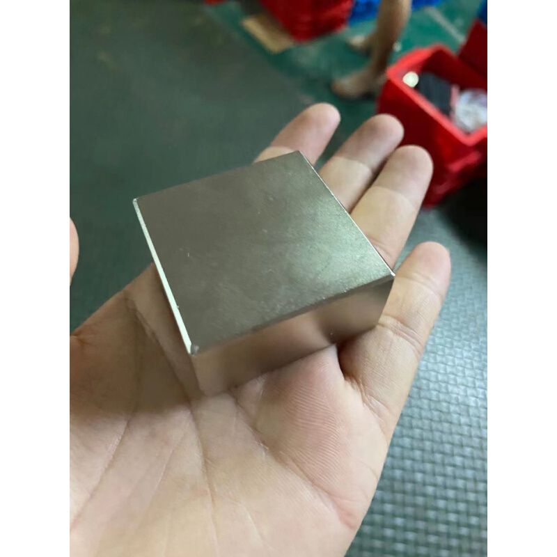 包邮钕铁正方硼形带孔强磁铁50X50X30mm强磁打捞强磁铁60X60X30MM - 图1