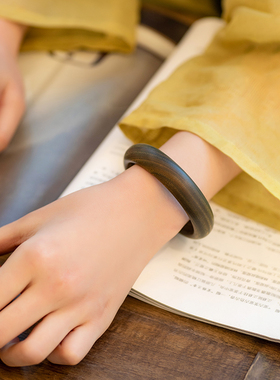 檀木手镯绿檀小叶紫女款