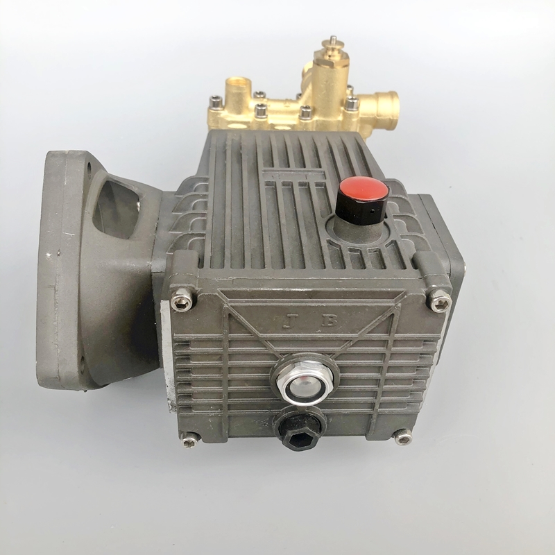 进霸F18商用清洗机泵头F20F30大功率全自动刷车泵洗车机柱塞箱体 - 图1