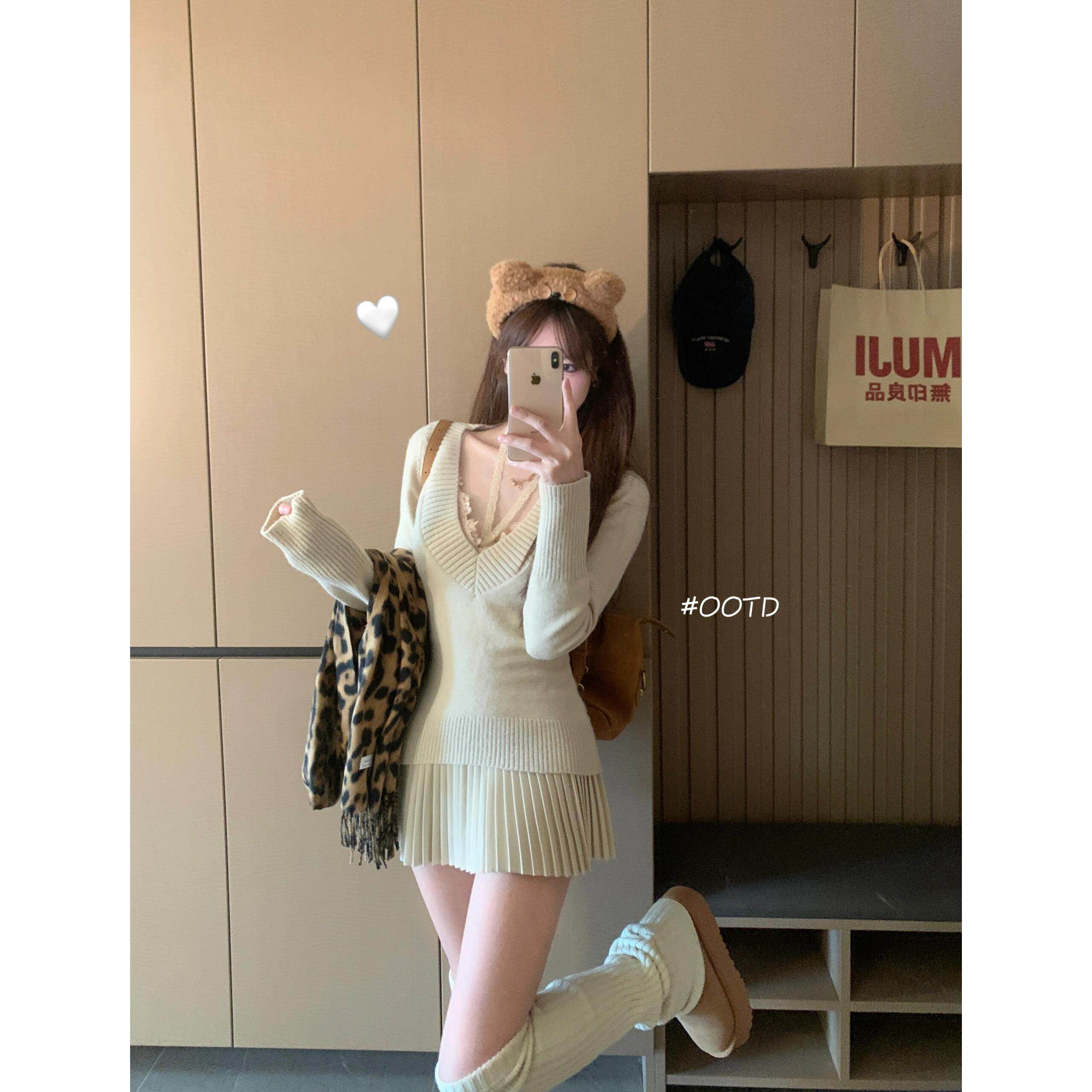 秋冬新款辣妹气质V领修身针织毛衣蕾丝吊带背心高腰半身裙两件套,淘宝优惠券,粉丝福利购,淘宝优惠卷