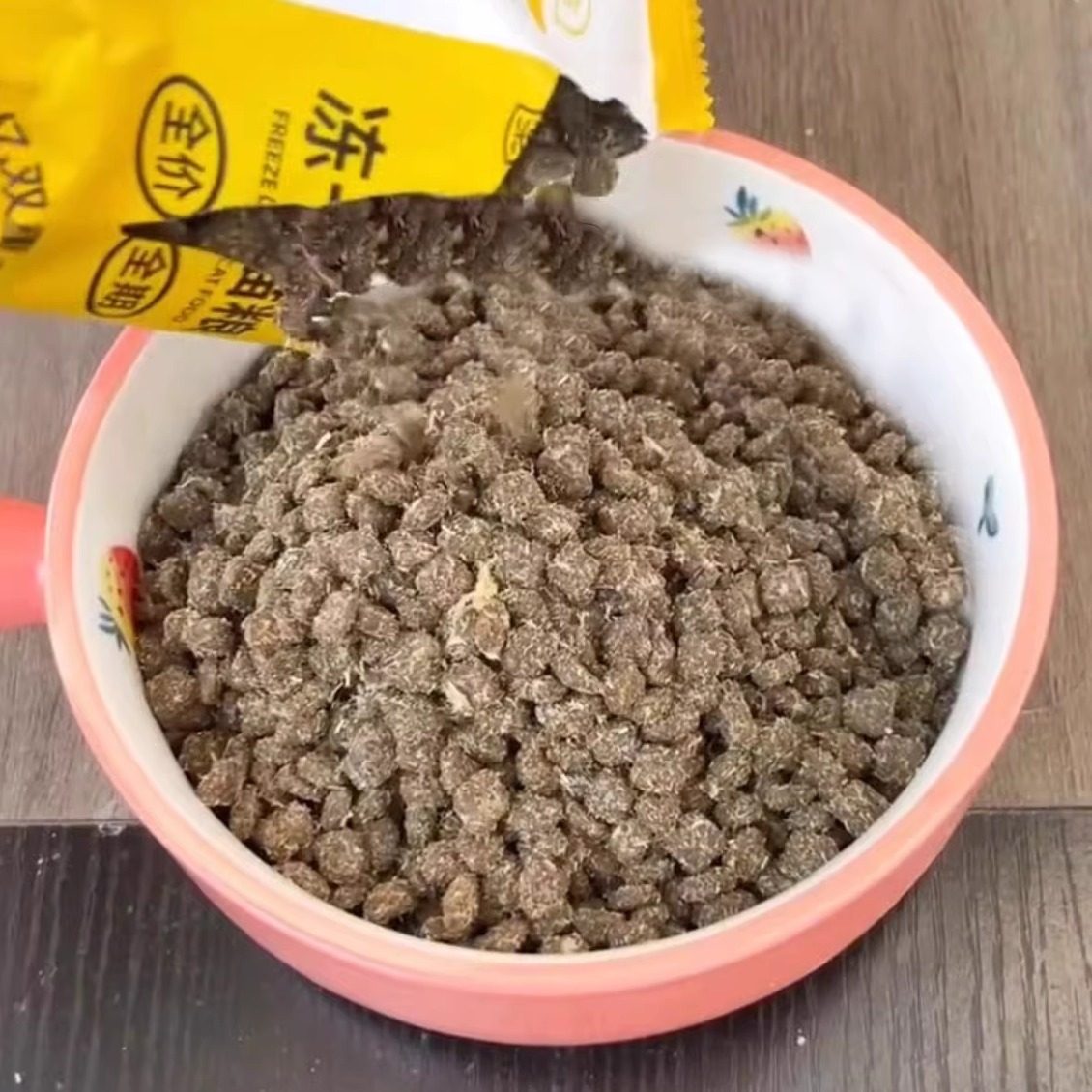 乐斯尼全价全期冻干猫粮鱼油益生菌猫粮猫咪爱吃鸡肉配方猫粮500g,淘宝优惠券,粉丝福利购,淘宝优惠卷