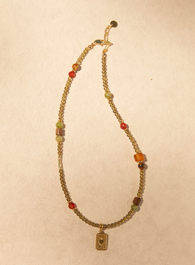 HiHipenny/温暖壁炉自然之息茶色红玛瑙爱心方牌吊坠琉璃串珠项链