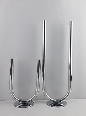 现代简约金属U形烛台工艺品北欧创意家居桌面客厅房间装饰品摆件