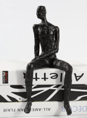 现代简约样板间创意抽象思考者人物酒架书房装饰品摆件桌面摆设