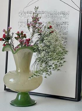 热销轻甜系中古风奶油色老坑翠铃兰草花口底座风灯花瓶