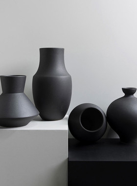 热销现代简约陶瓷花器黑色时尚装饰品百搭艺术品样板间陶瓷花瓶