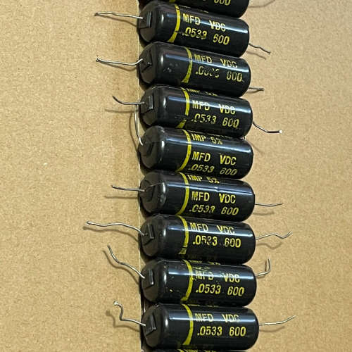 西电大机架拆下来的 GEN. INSTR 黑美人 黄字电容, - 图1