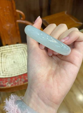 【带证书】天然缅甸冰种浅绿色翡翠手镯女款白月光高颜值玉镯子正
