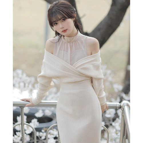 2025春 立领薄纱拼接收腰修身露肩鱼尾针织连衣裙女 - 图2