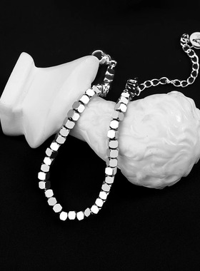 小方块手链男潮牌新款轻奢小众精致高级感女款银色手饰品男生手串