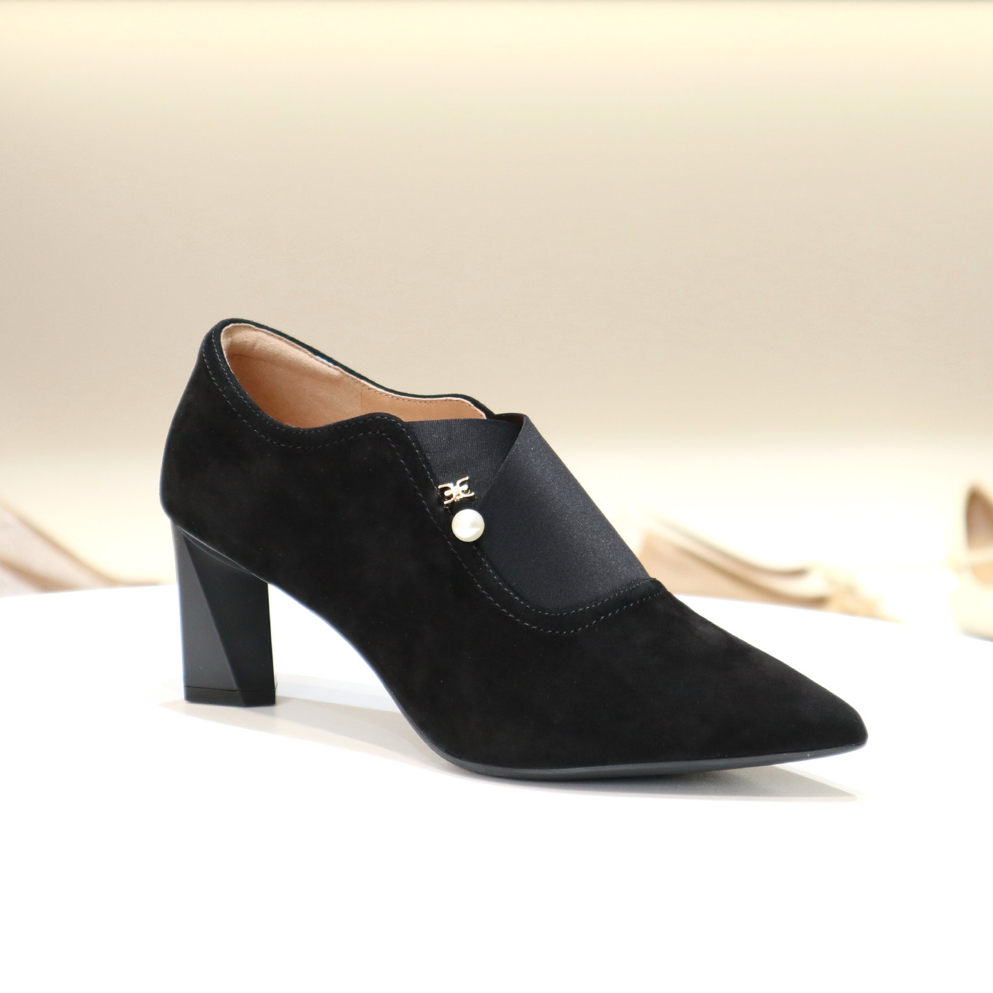 千百度25粗跟尖头一脚蹬羊皮深口单鞋A25471695女鞋A25471694A01,淘宝优惠券,粉丝福利购,淘宝优惠卷