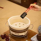 Керамическая плита для барбекю для кипячения чайной плиты Домашнее крылое угодье на открытом воздухе.