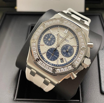 The wind swept the globe to light up your fashion path to highlight your personality taste