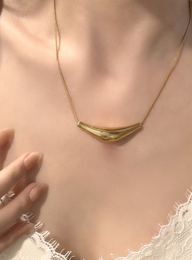 法式小众蛇骨链女简约冷淡风三角弯管吊坠高级感锁骨毛衣链不掉色